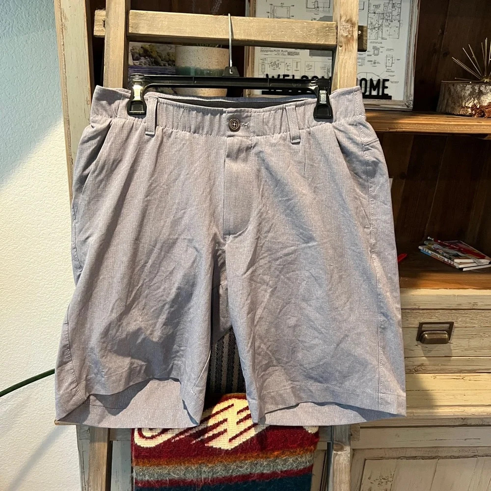 Under Armour men’s vented golf shorts size 32 waist